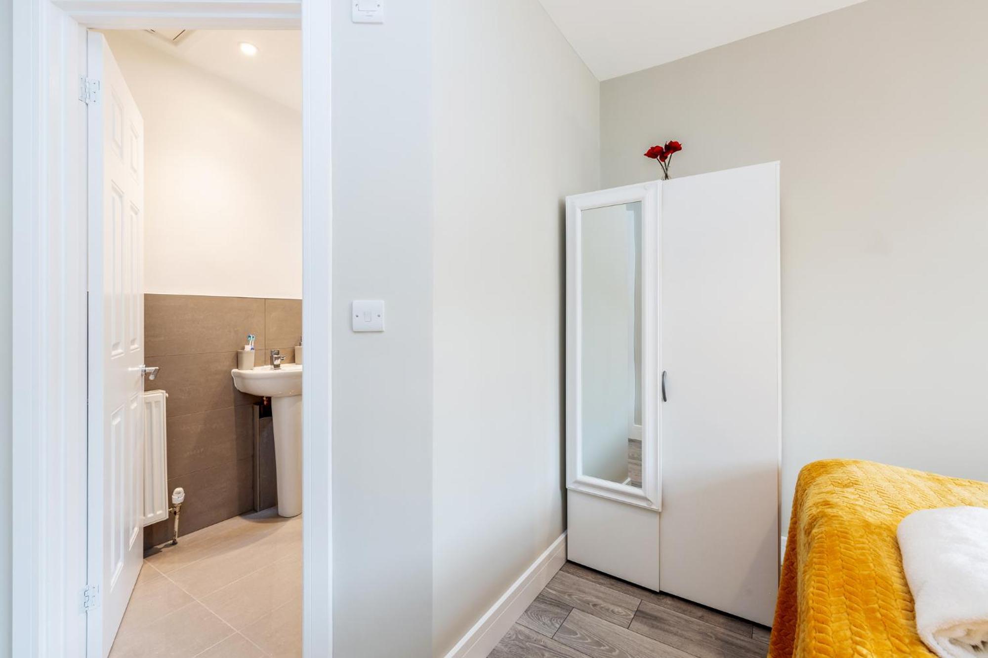 Dartford, Kent - Modern 2Bd 2Bath En-Suite Bungalow M25 Bluewater Kültér fotó