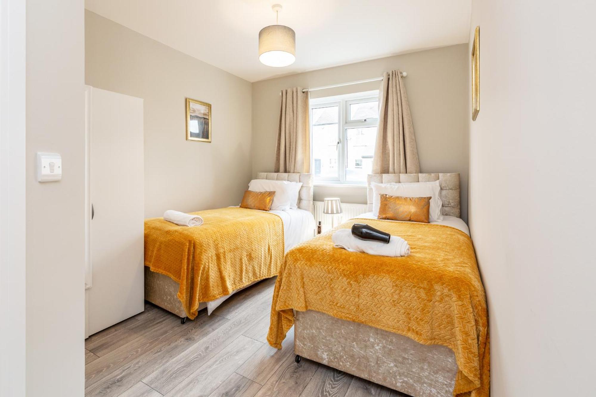 Dartford, Kent - Modern 2Bd 2Bath En-Suite Bungalow M25 Bluewater Kültér fotó
