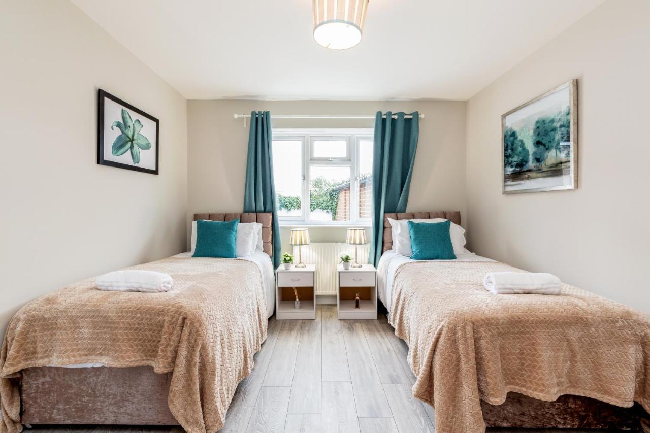 Dartford, Kent - Modern 2Bd 2Bath En-Suite Bungalow M25 Bluewater Kültér fotó